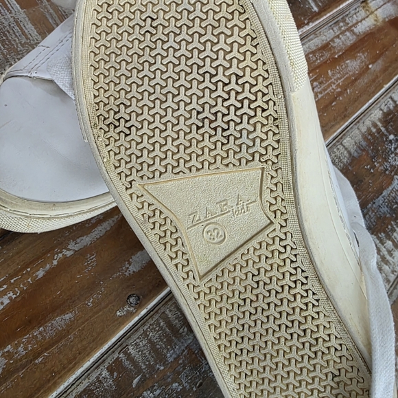 Peanuts Zara Kids White and Green Sneakers Size 32 US Big Kid 13. Littles Size 1 - Picture 5 of 7